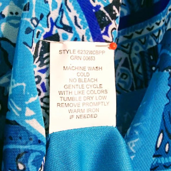 NWT*SARA MICHELLE*CAPE SLEEVE OVER TANK*V NECK*GEOMTRIC/AZTEC PRINT TOP*WOMEN 1X - Picture 10 of 11